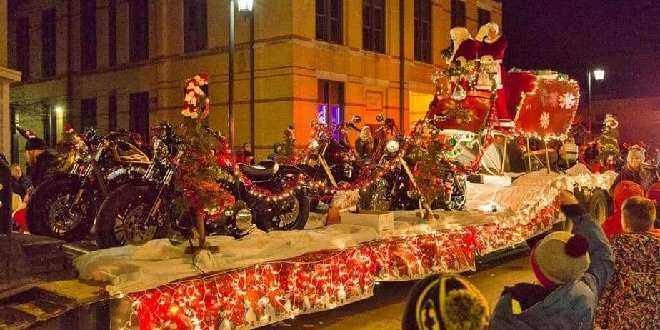 Weekend guide December weekend fun Butler Christmas Parade & Holiday Celebration Waukesha Christmas Parade Oconomowoc Christmas Parade