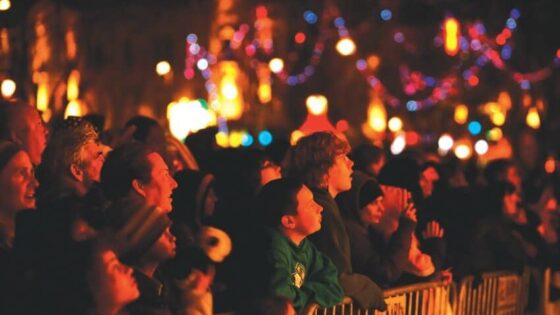 Milwaukee Tree Lighting Ceremony Milwaukee Holiday Lights Kick off & Festival