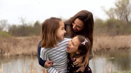 Julie Collins Photography Erin and Girls at Cushing Park in Delafield