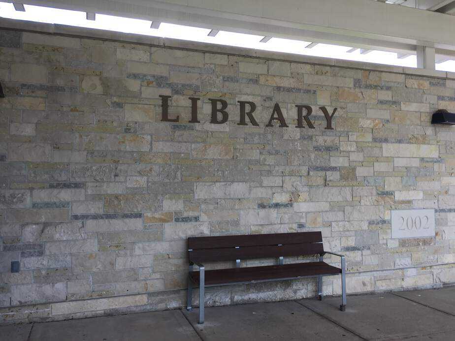 Menomonee Falls Public Library Waukesha County entrance